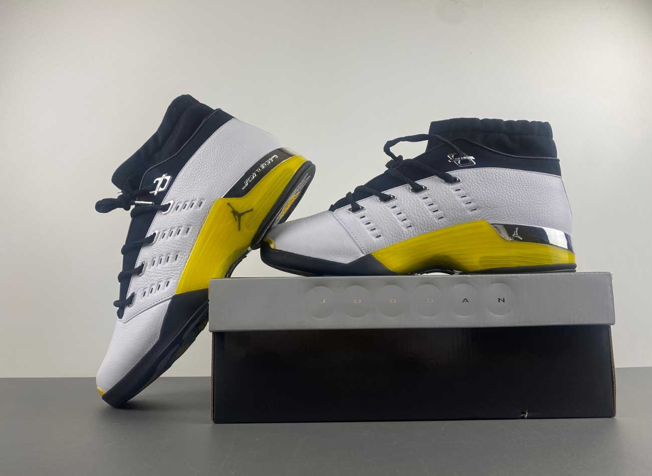 Air Jordan 17 Low “Lightning” FJ0395-100