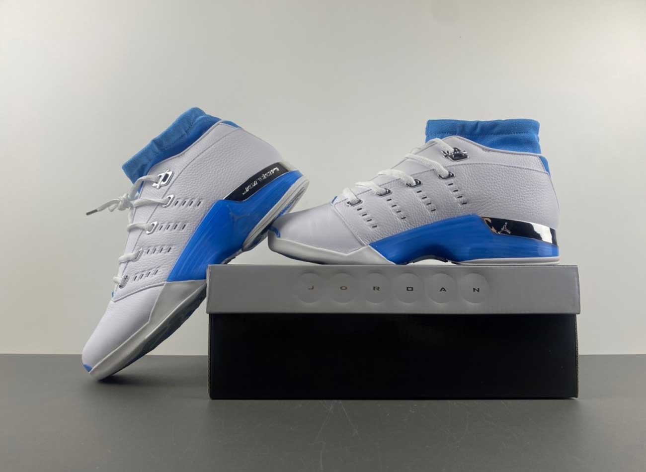 Jordan Air Jordan 17 OG Low White Carolina 303891-141